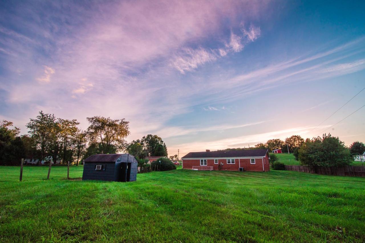 הוילה בלקסבורג Mount Tabor Ranch Near Vt - King Bed/Fast Wi-Fi מראה חיצוני תמונה